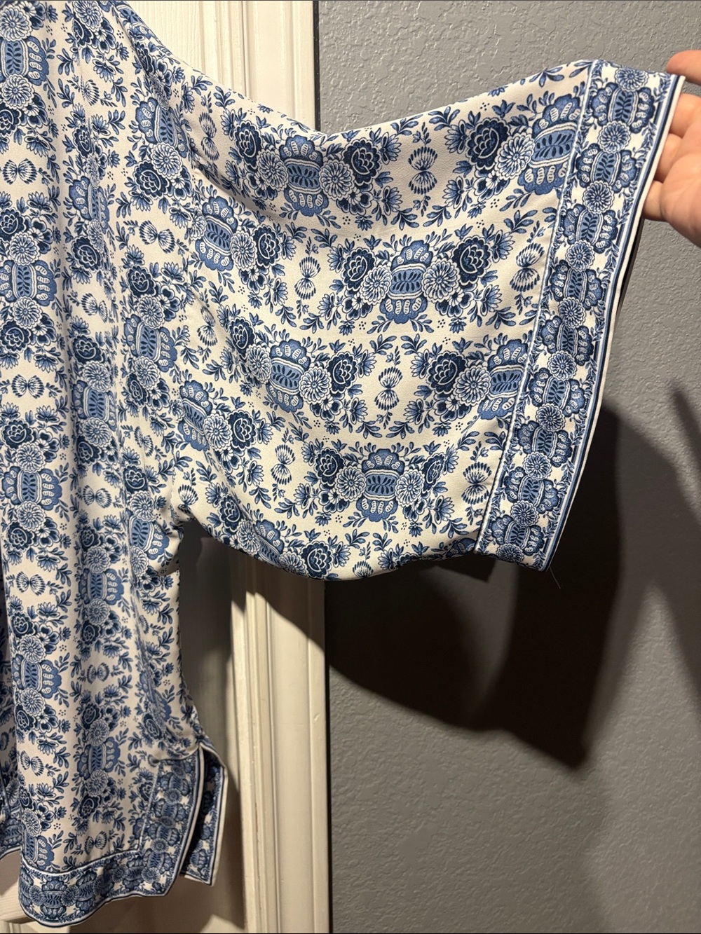 Max Studio Blue and White Floral Kimono Jacket - Picture 6 of 6